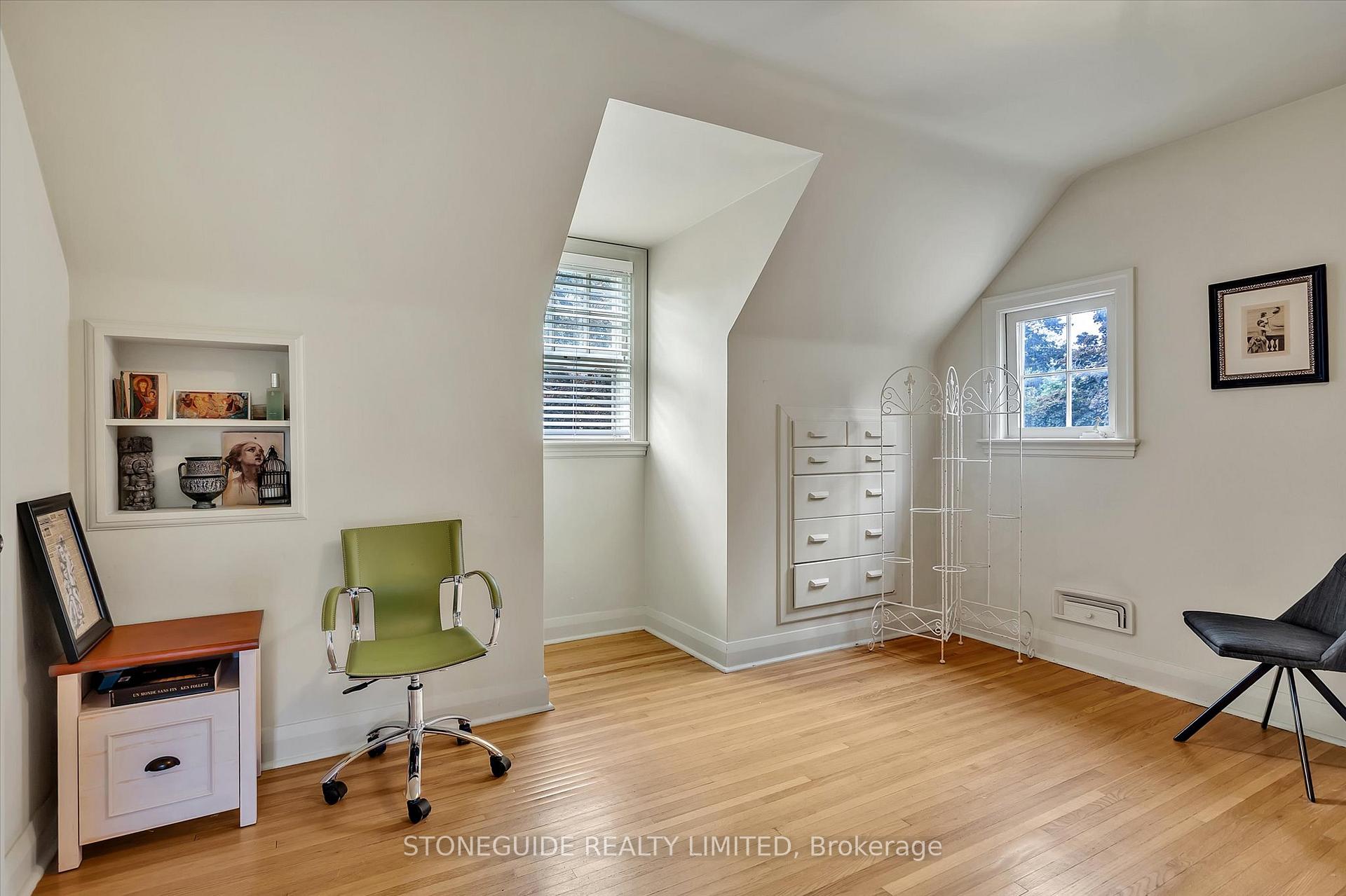 Photo 23 of 442 Gordon Avenue, Peterborough, Town Ward 3 — HOMEH