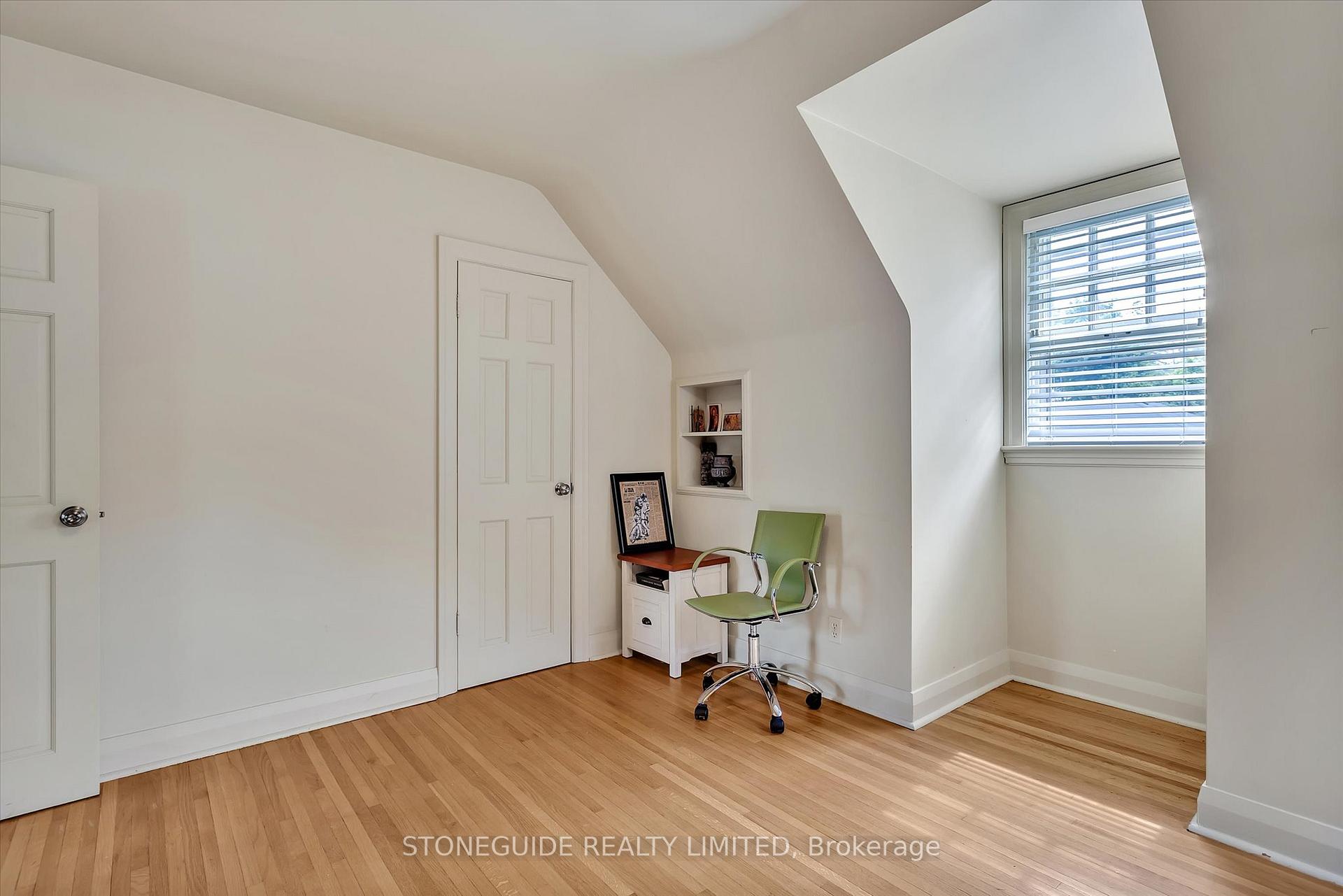 Photo 25 of 442 Gordon Avenue, Peterborough, Town Ward 3 — HOMEH