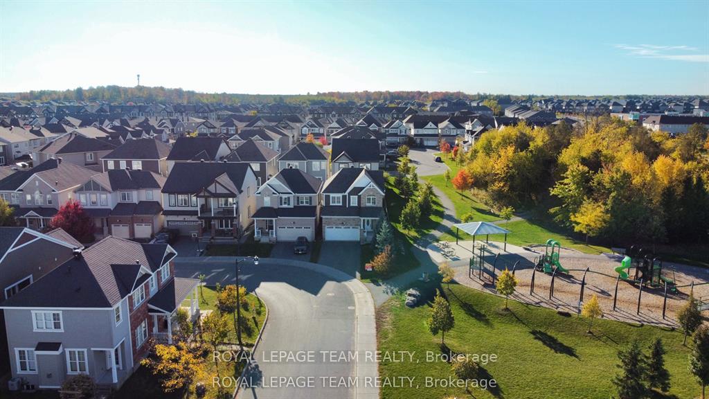 Photo 1 of 939 Whimbrel Way, Ottawa, Barrhaven - Half Moon Bay — HOMEH