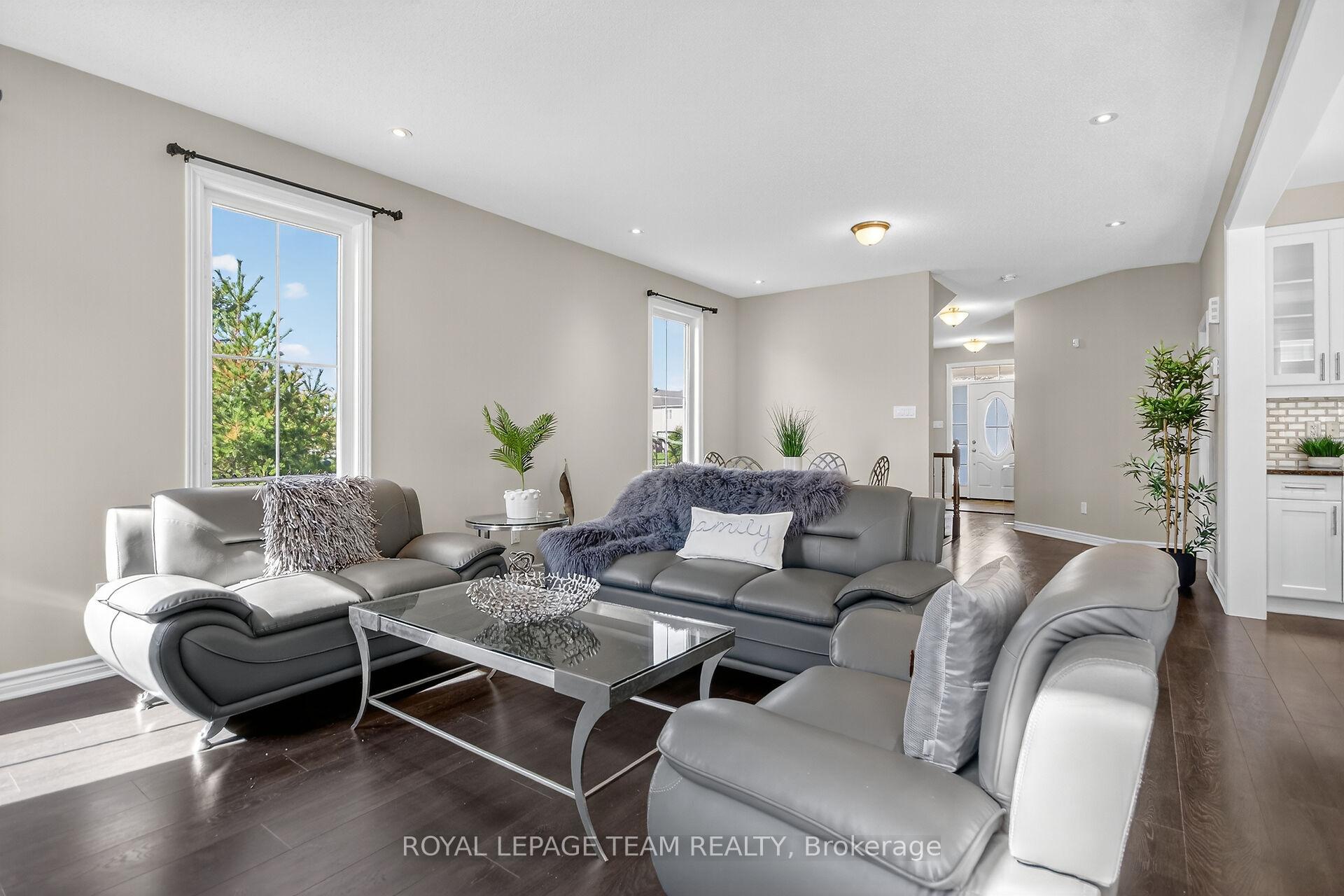 Photo 12 of 939 Whimbrel Way, Ottawa, Barrhaven - Half Moon Bay — HOMEH