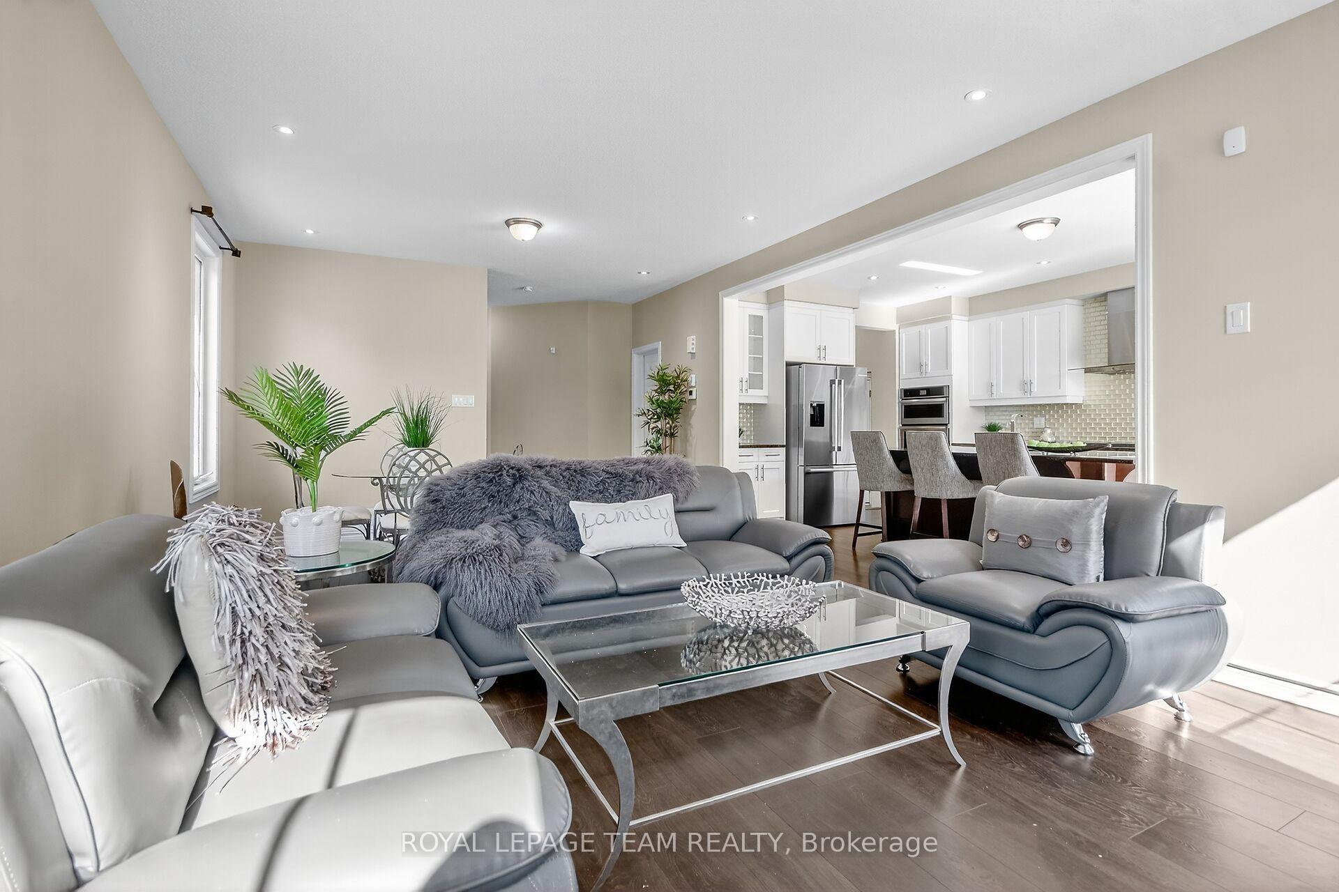 Photo 18 of 939 Whimbrel Way, Ottawa, Barrhaven - Half Moon Bay — HOMEH