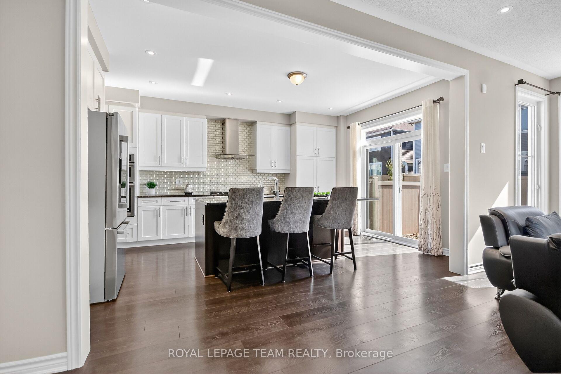 Photo 15 of 939 Whimbrel Way, Ottawa, Barrhaven - Half Moon Bay — HOMEH