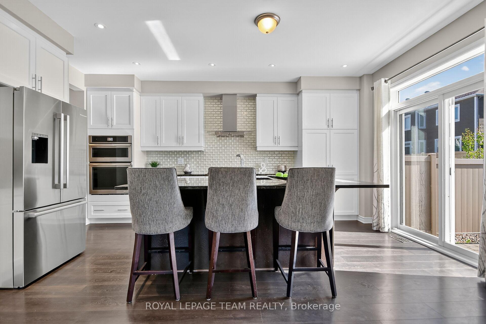 Photo 11 of 939 Whimbrel Way, Ottawa, Barrhaven - Half Moon Bay — HOMEH