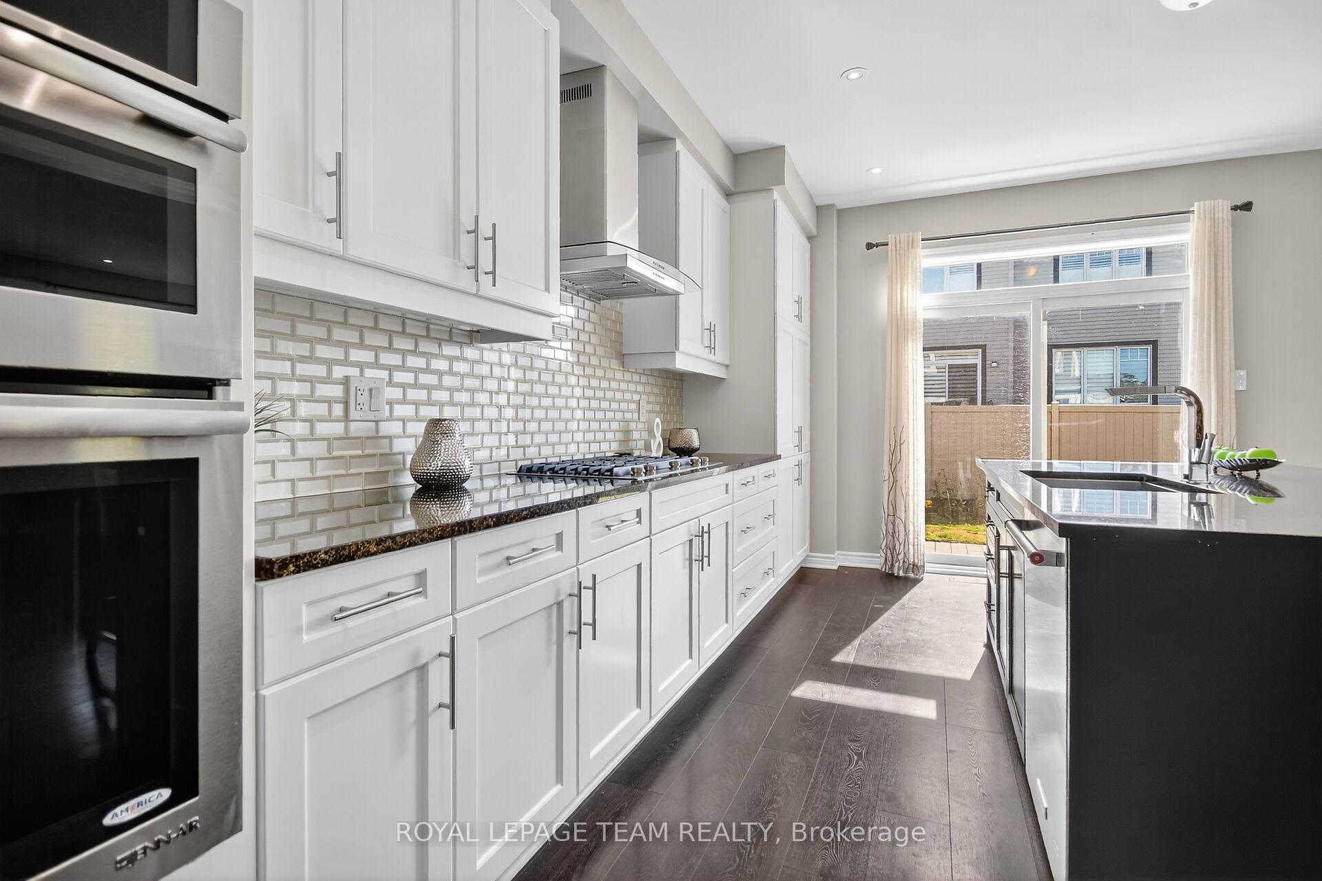 Photo 14 of 939 Whimbrel Way, Ottawa, Barrhaven - Half Moon Bay — HOMEH