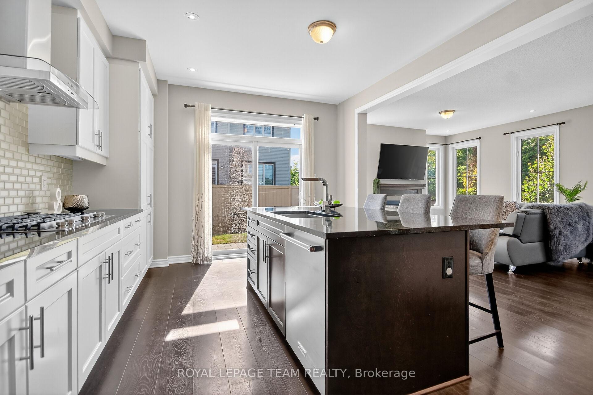 Photo 17 of 939 Whimbrel Way, Ottawa, Barrhaven - Half Moon Bay — HOMEH