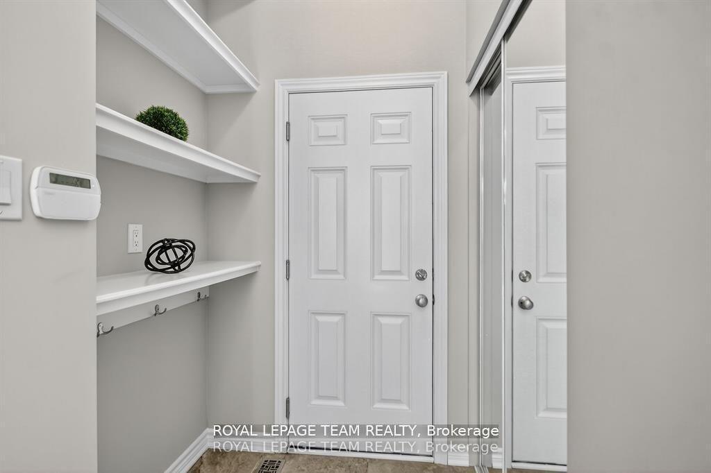 Photo 19 of 939 Whimbrel Way, Ottawa, Barrhaven - Half Moon Bay — HOMEH