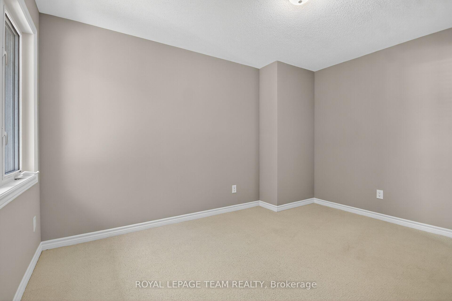 Photo 33 of 939 Whimbrel Way, Ottawa, Barrhaven - Half Moon Bay — HOMEH