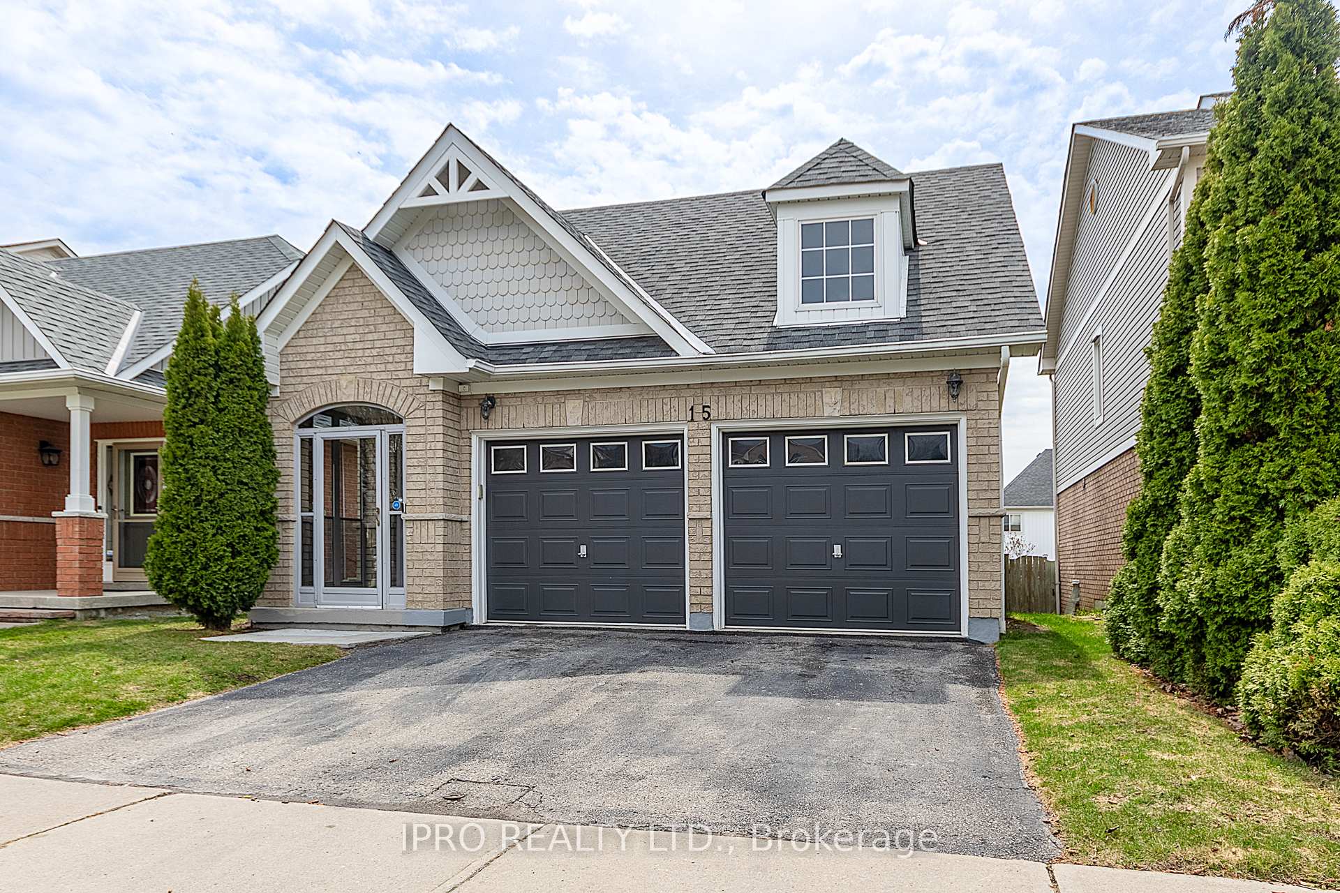 Photo 2 of 15 Juneau Crescent, Whitby, Taunton North — HOMEH