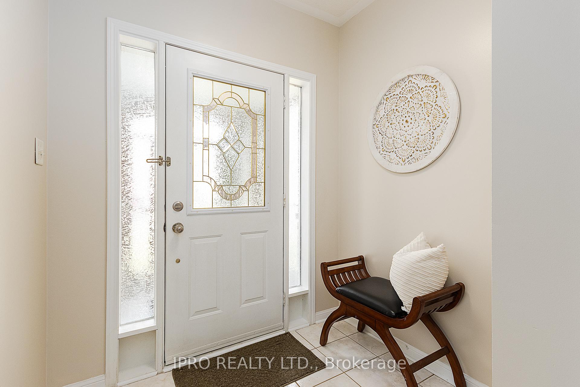 Photo 3 of 15 Juneau Crescent, Whitby, Taunton North — HOMEH