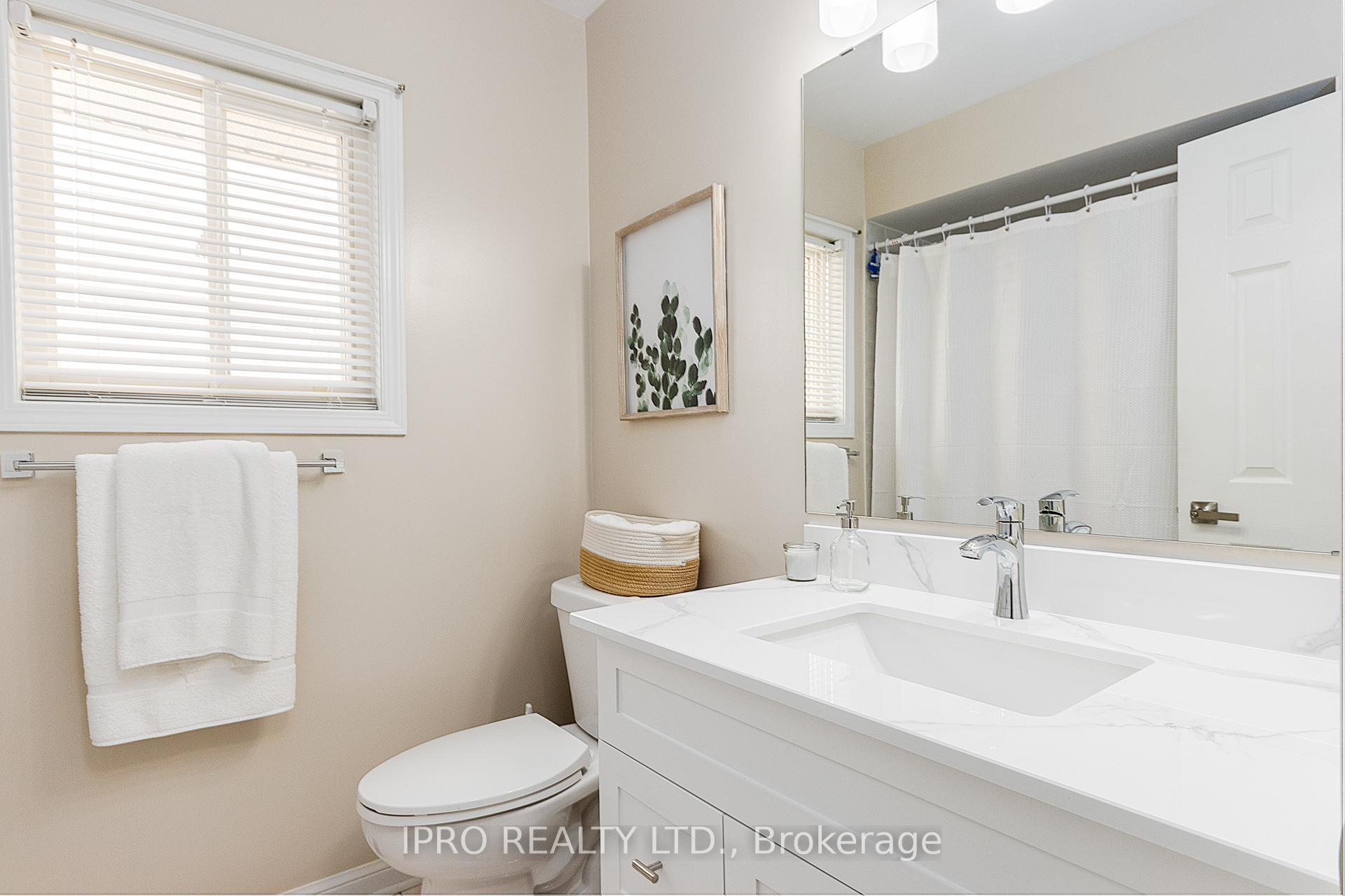 Photo 11 of 15 Juneau Crescent, Whitby, Taunton North — HOMEH