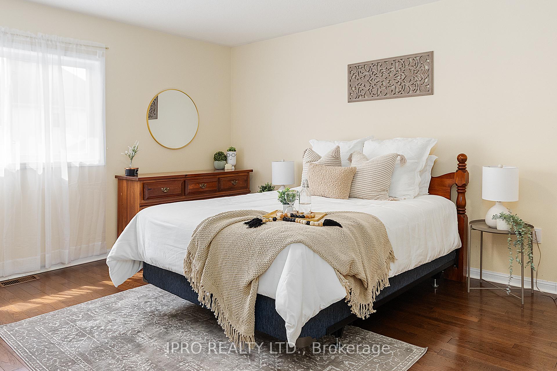 Photo 14 of 15 Juneau Crescent, Whitby, Taunton North — HOMEH