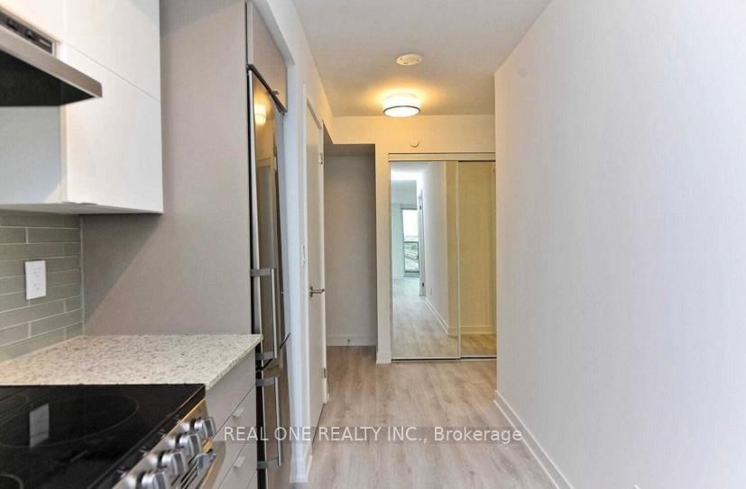 Photo 3 of Unit 1205, 120 Varna Dr, Toronto, Englemount-Lawrence — HOMEH