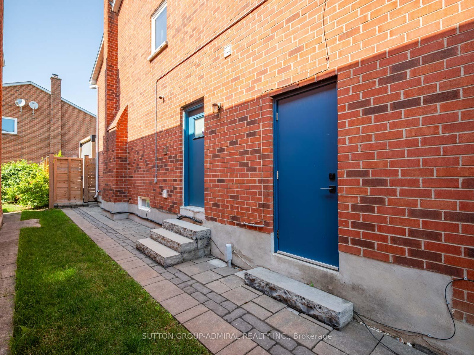 Photo 81 of 62 Pinewood Drive, Vaughan, Crestwood-Springfarm-Yorkhill — HOMEH