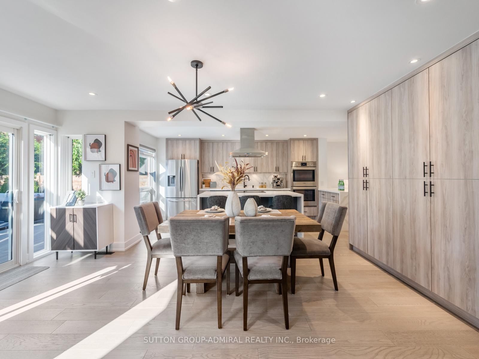Photo 31 of 62 Pinewood Drive, Vaughan, Crestwood-Springfarm-Yorkhill — HOMEH