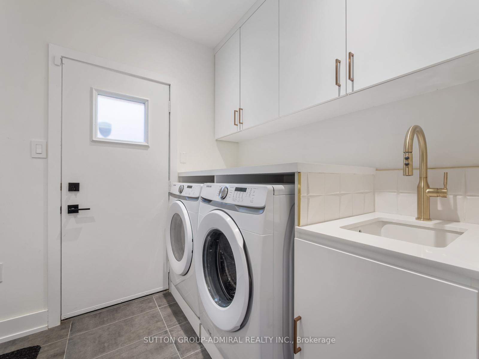 Photo 35 of 62 Pinewood Drive, Vaughan, Crestwood-Springfarm-Yorkhill — HOMEH