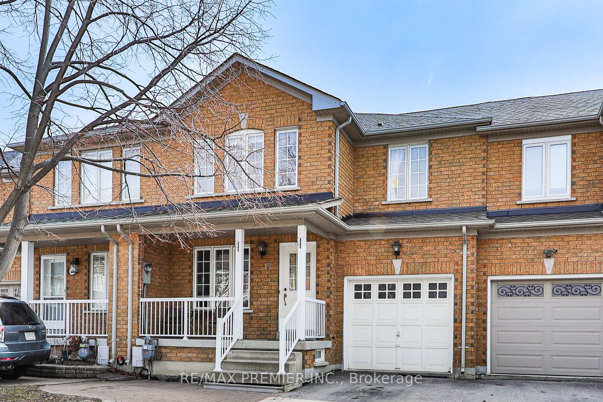 Photo 1 of 17 Laurelhurst Crescent, Vaughan, Vellore Village — HOMEH