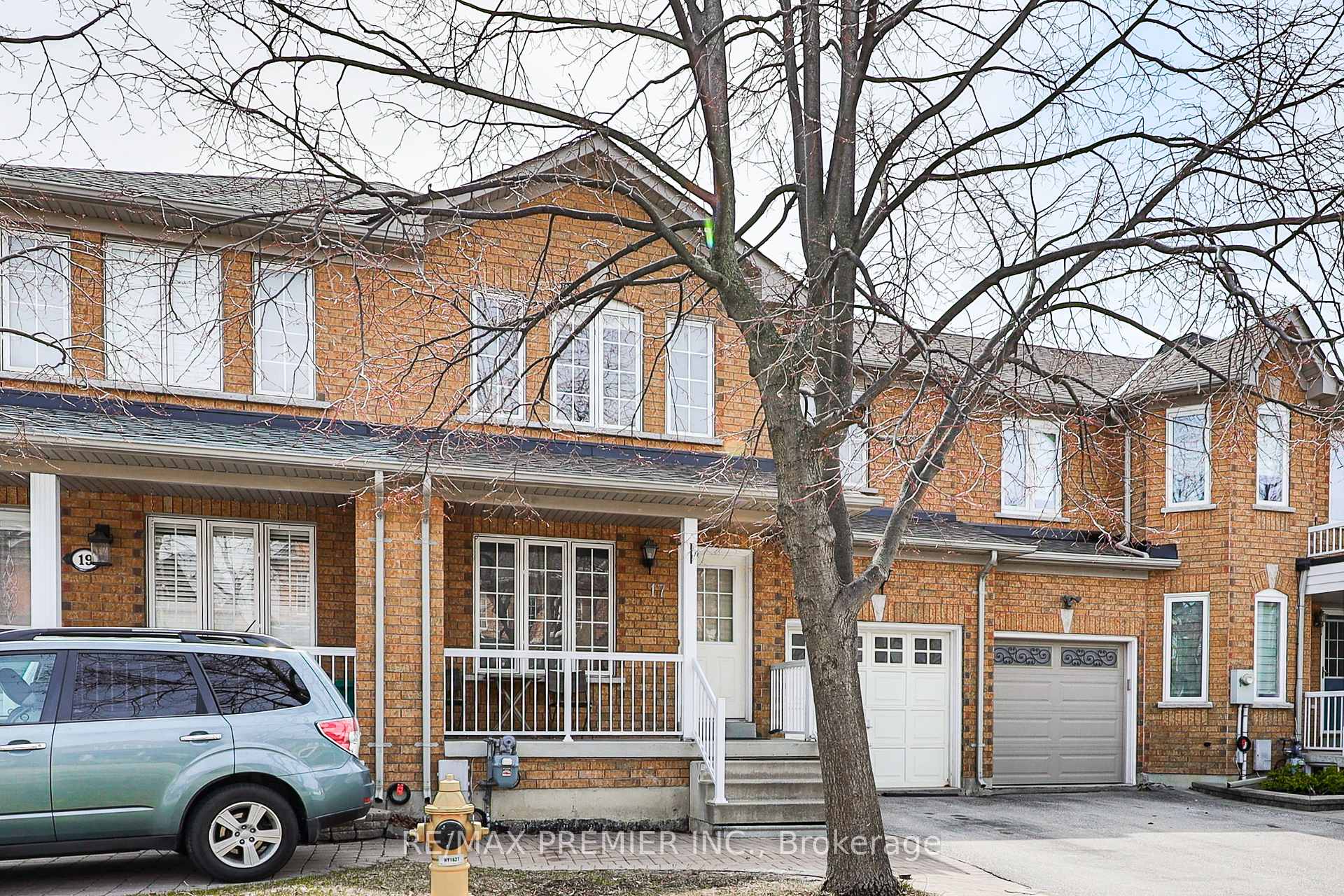 Photo 3 of 17 Laurelhurst Crescent, Vaughan, Vellore Village — HOMEH