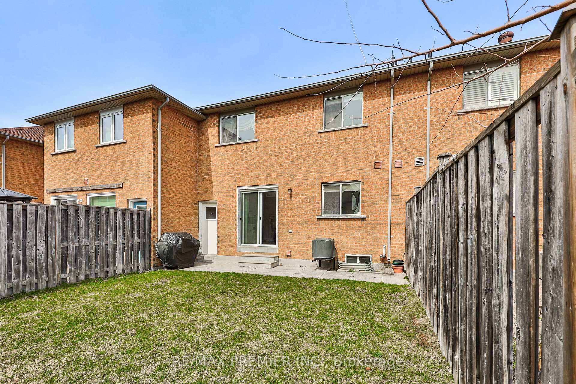 Photo 38 of 17 Laurelhurst Crescent, Vaughan, Vellore Village — HOMEH