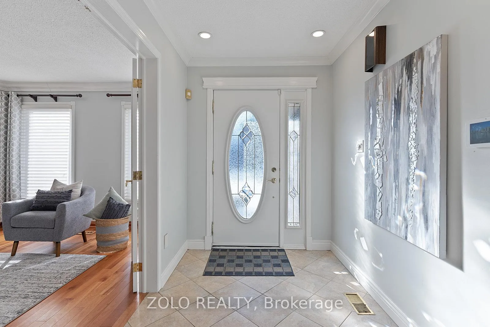 Photo 2 of 513 Broadgreen Street, Pickering, West Shore — HOMEH
