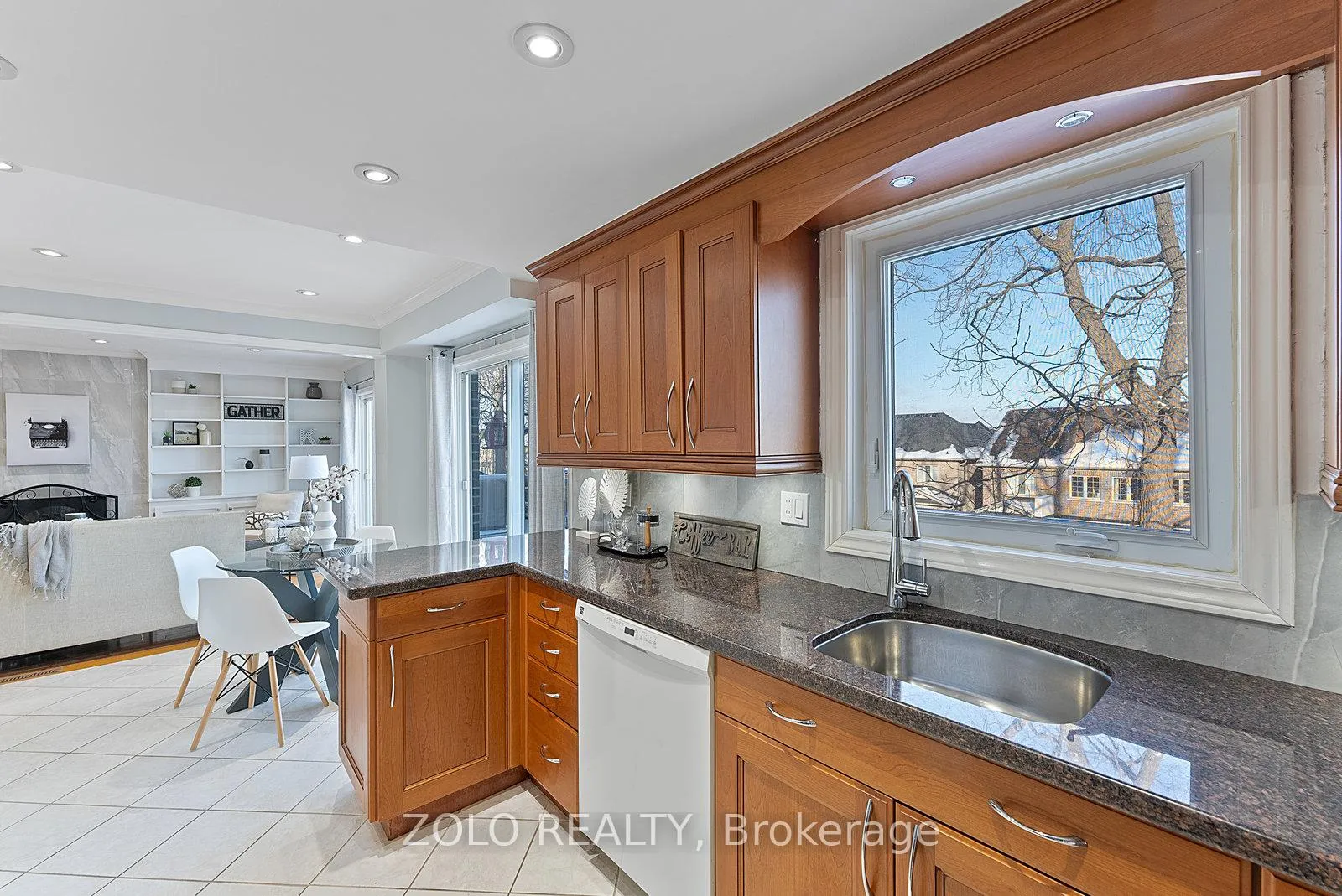 Photo 11 of 513 Broadgreen Street, Pickering, West Shore — HOMEH