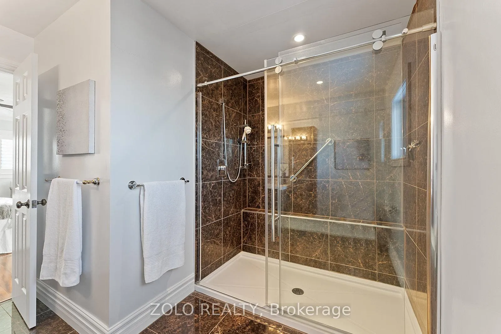 Photo 24 of 513 Broadgreen Street, Pickering, West Shore — HOMEH