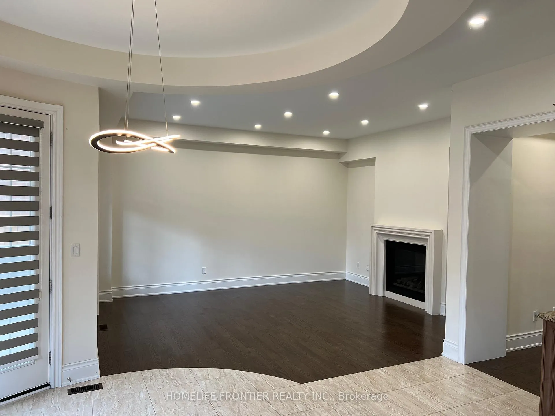 Photo 12 of 26 Hurst Avenue, Vaughan, Patterson — HOMEH