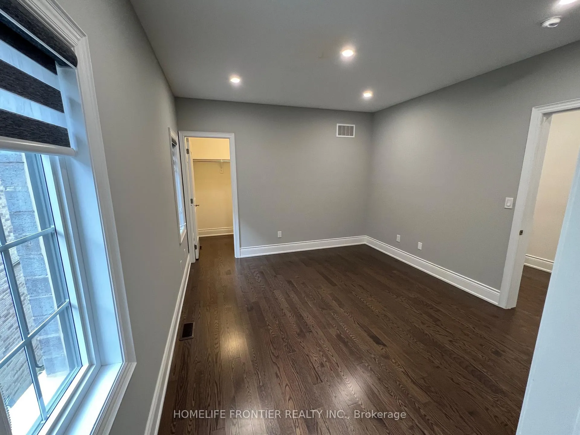 Photo 23 of 26 Hurst Avenue, Vaughan, Patterson — HOMEH