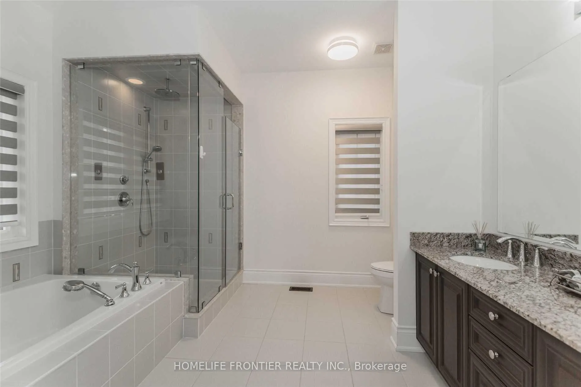 Photo 24 of 26 Hurst Avenue, Vaughan, Patterson — HOMEH