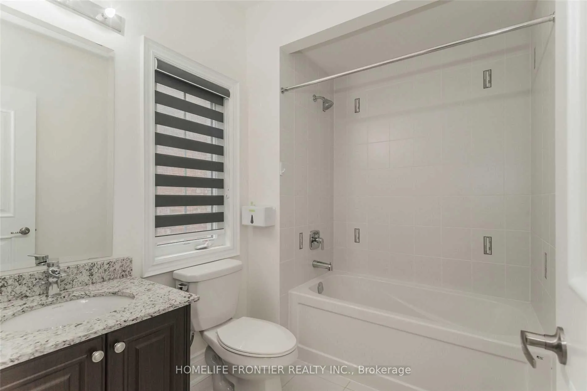 Photo 25 of 26 Hurst Avenue, Vaughan, Patterson — HOMEH