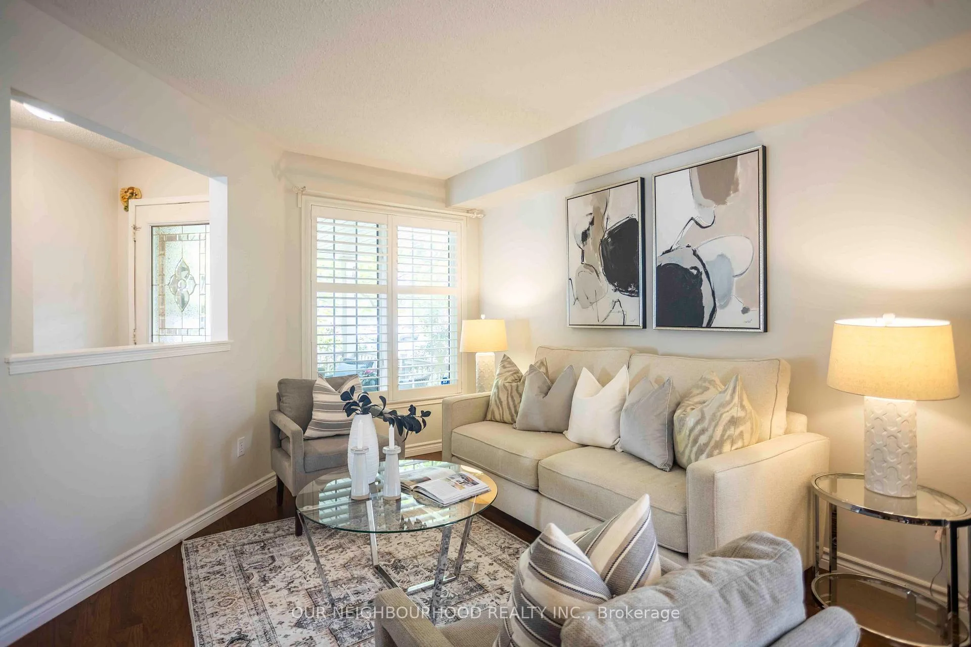 Photo 16 of 19 Artesian Drive, Whitby, Williamsburg — HOMEH