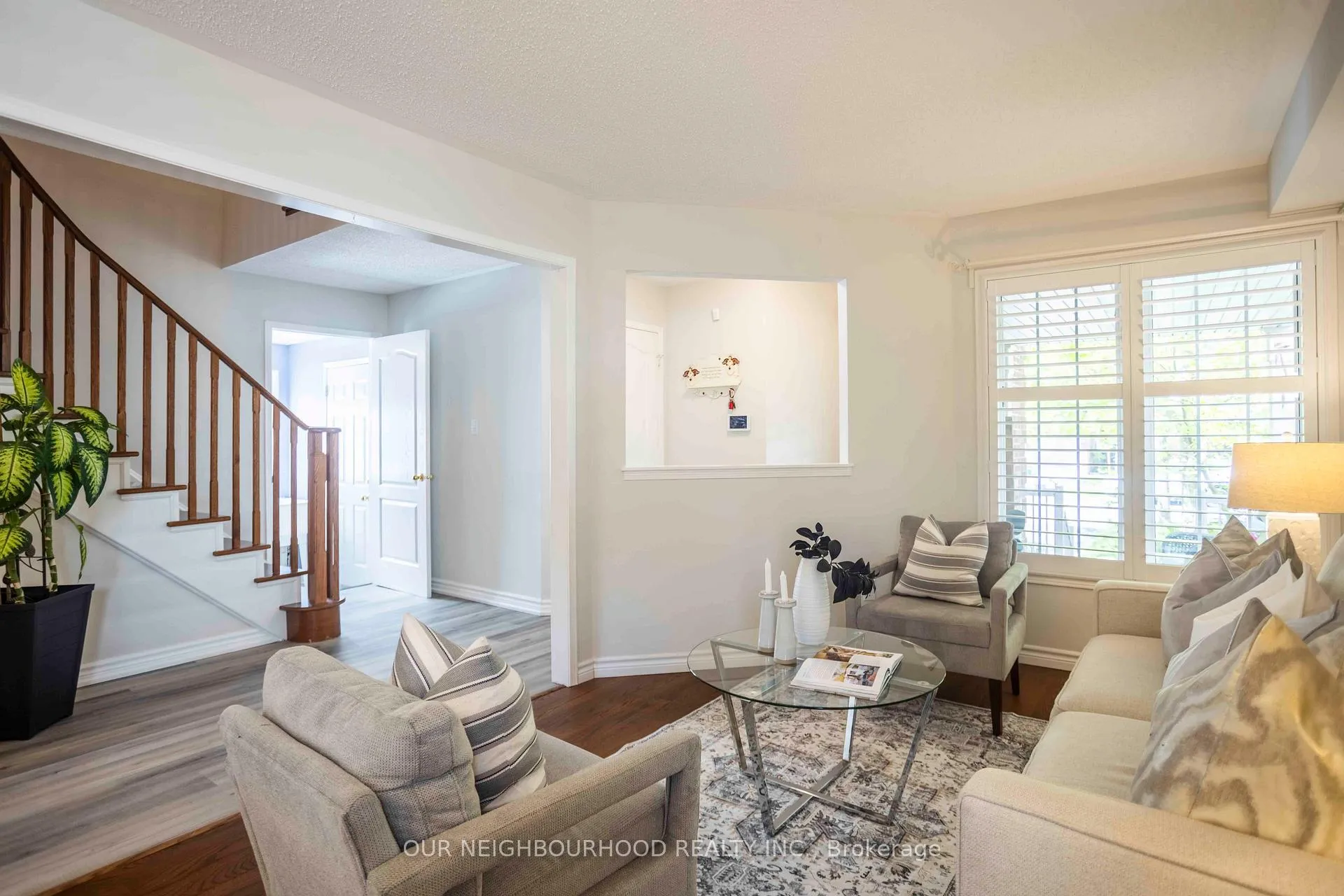 Photo 17 of 19 Artesian Drive, Whitby, Williamsburg — HOMEH