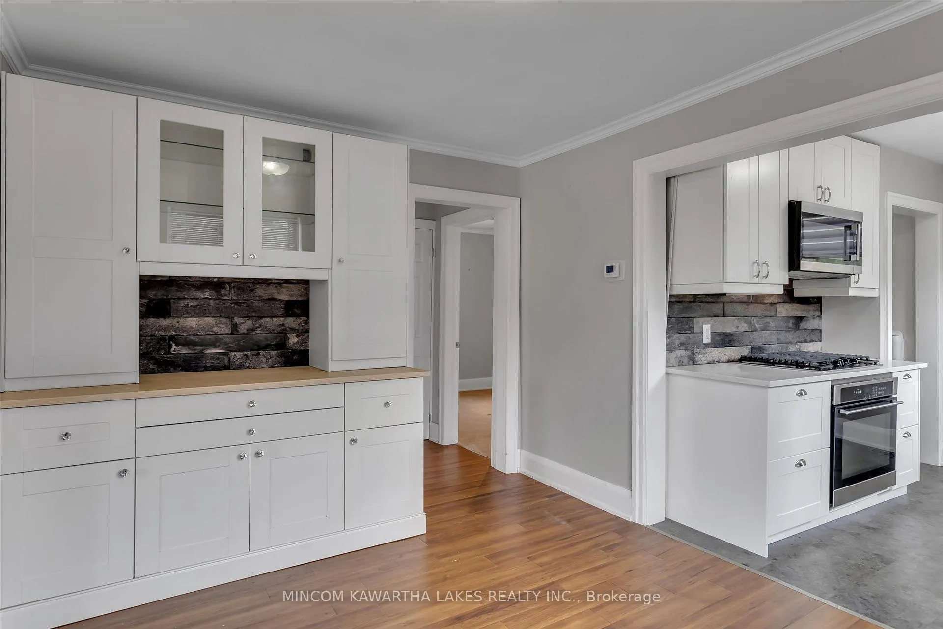 Photo 9 of 554 Monaghan Road, Peterborough, Otonabee Ward 1 — HOMEH