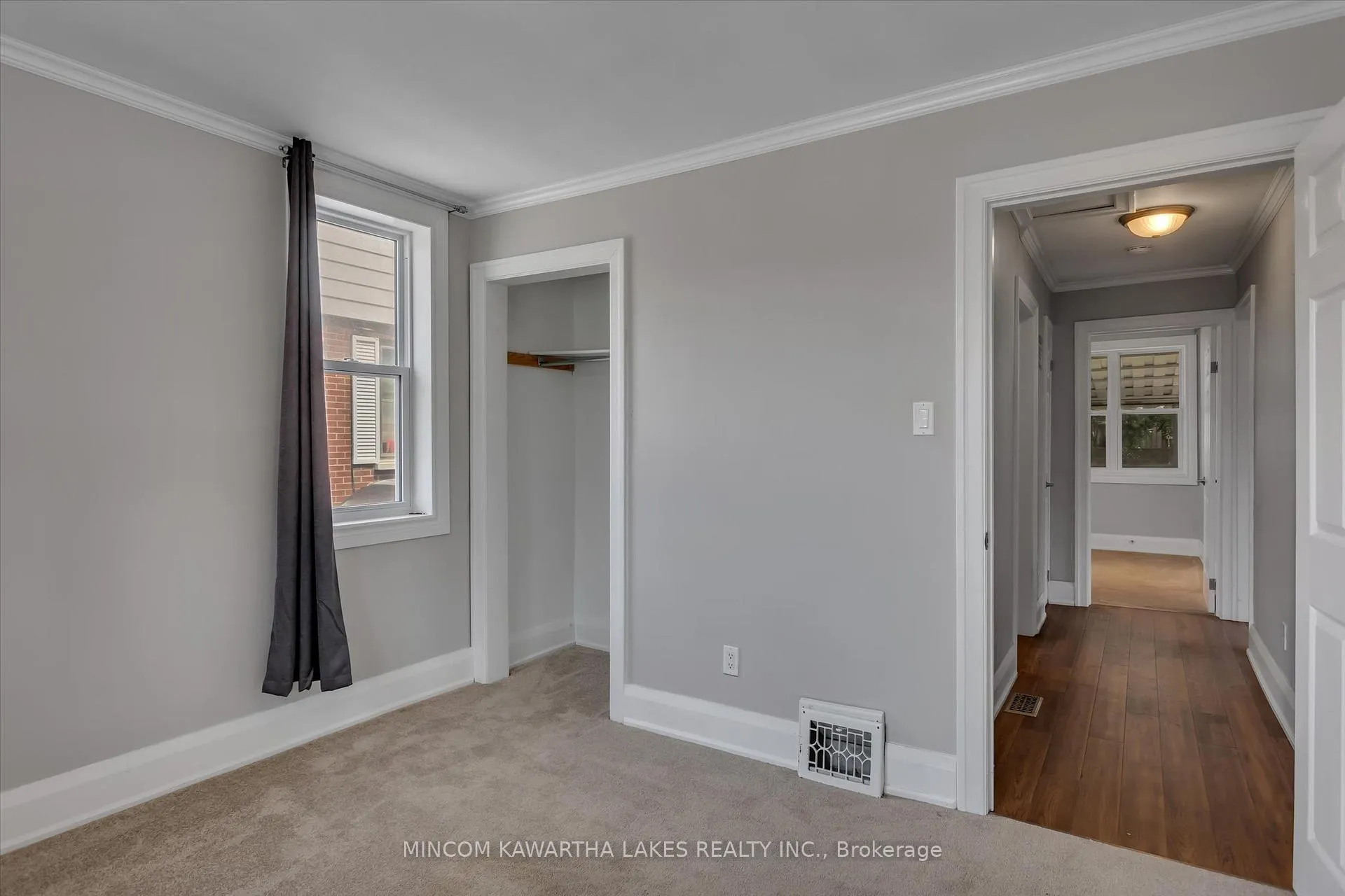 Photo 16 of 554 Monaghan Road, Peterborough, Otonabee Ward 1 — HOMEH
