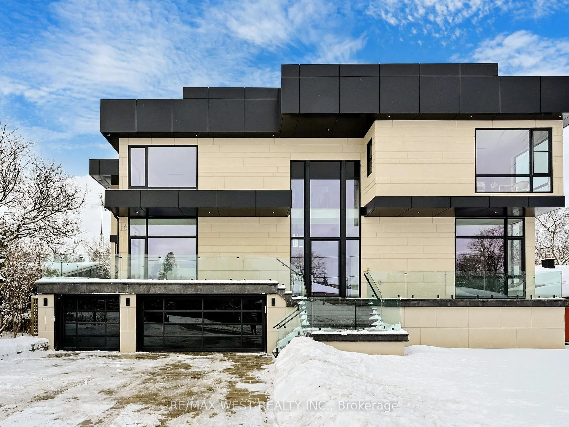 Front of 8 Poplar Drive