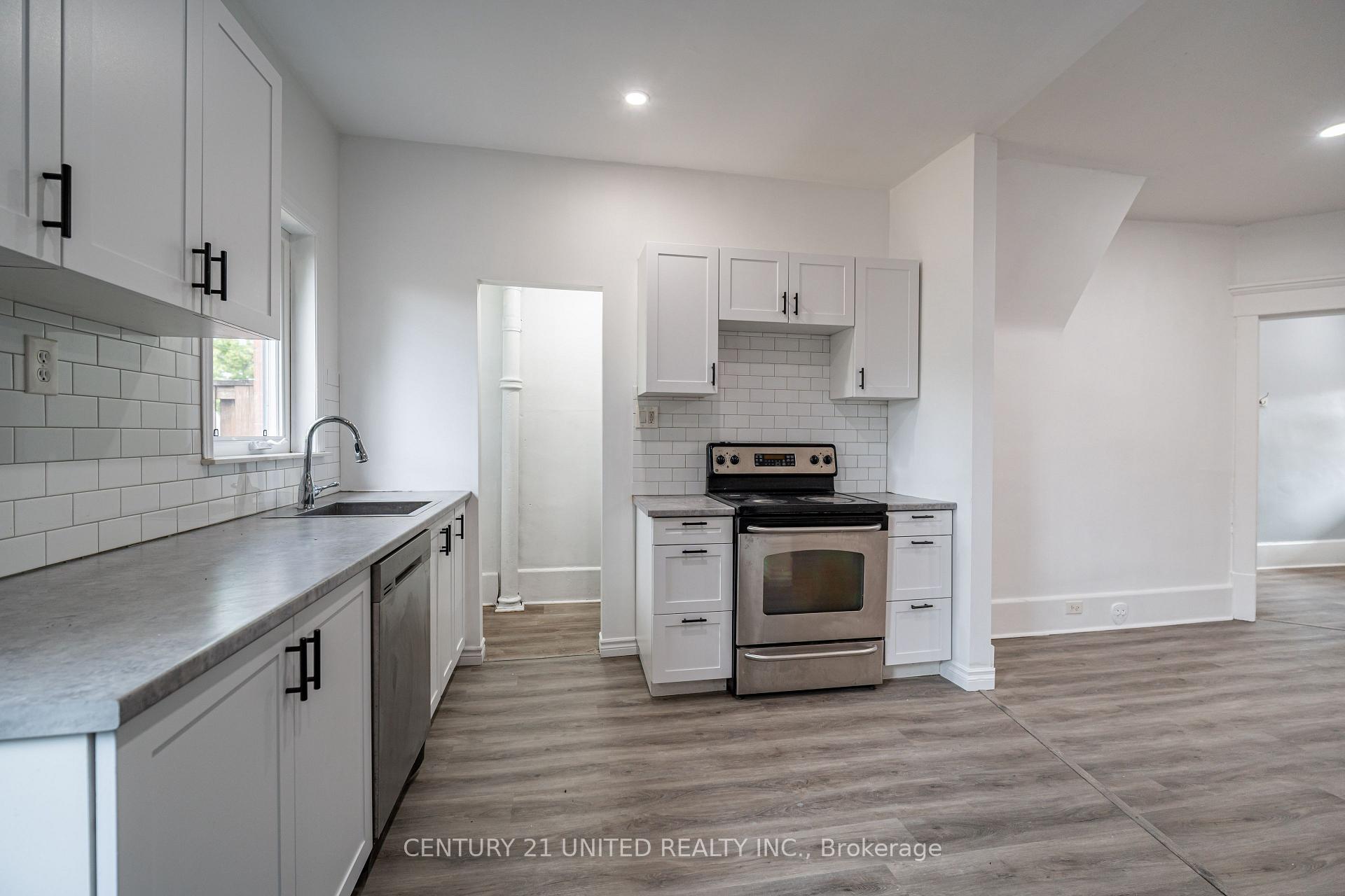 Photo 8 of 276 Dalhousie Street, Peterborough, Town Ward 3 — HOMEH