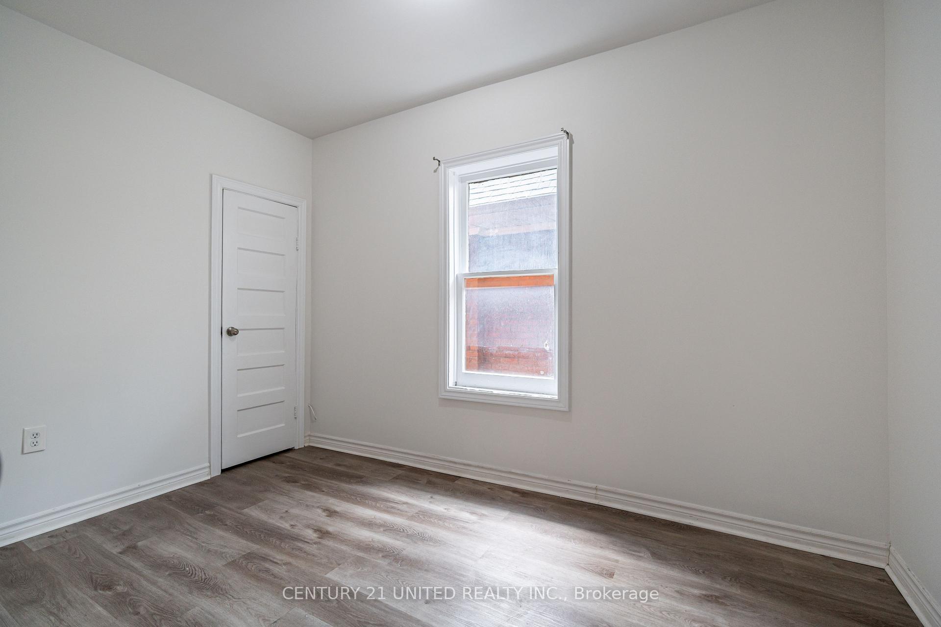 Photo 10 of 276 Dalhousie Street, Peterborough, Town Ward 3 — HOMEH