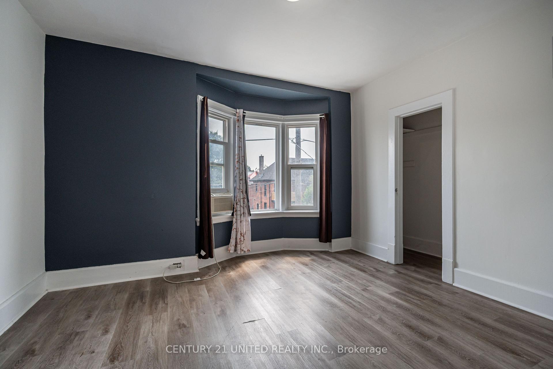 Photo 11 of 276 Dalhousie Street, Peterborough, Town Ward 3 — HOMEH