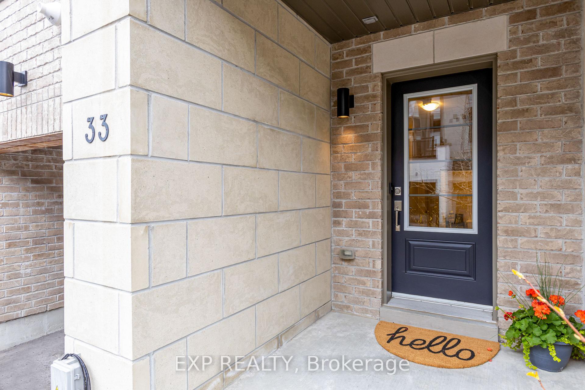 Photo 3 of 33 Pallock Hill Way, Whitby, Pringle Creek — HOMEH