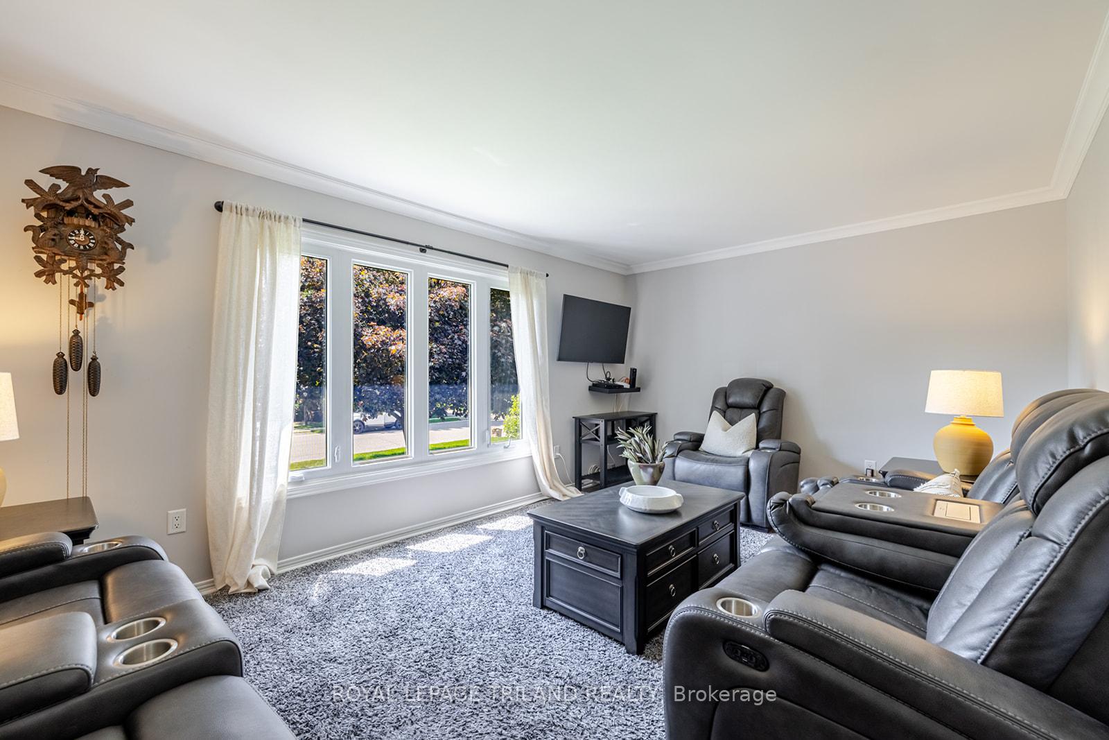 Photo 9 of 59 Farmington Avenue, Aylmer — HOMEH