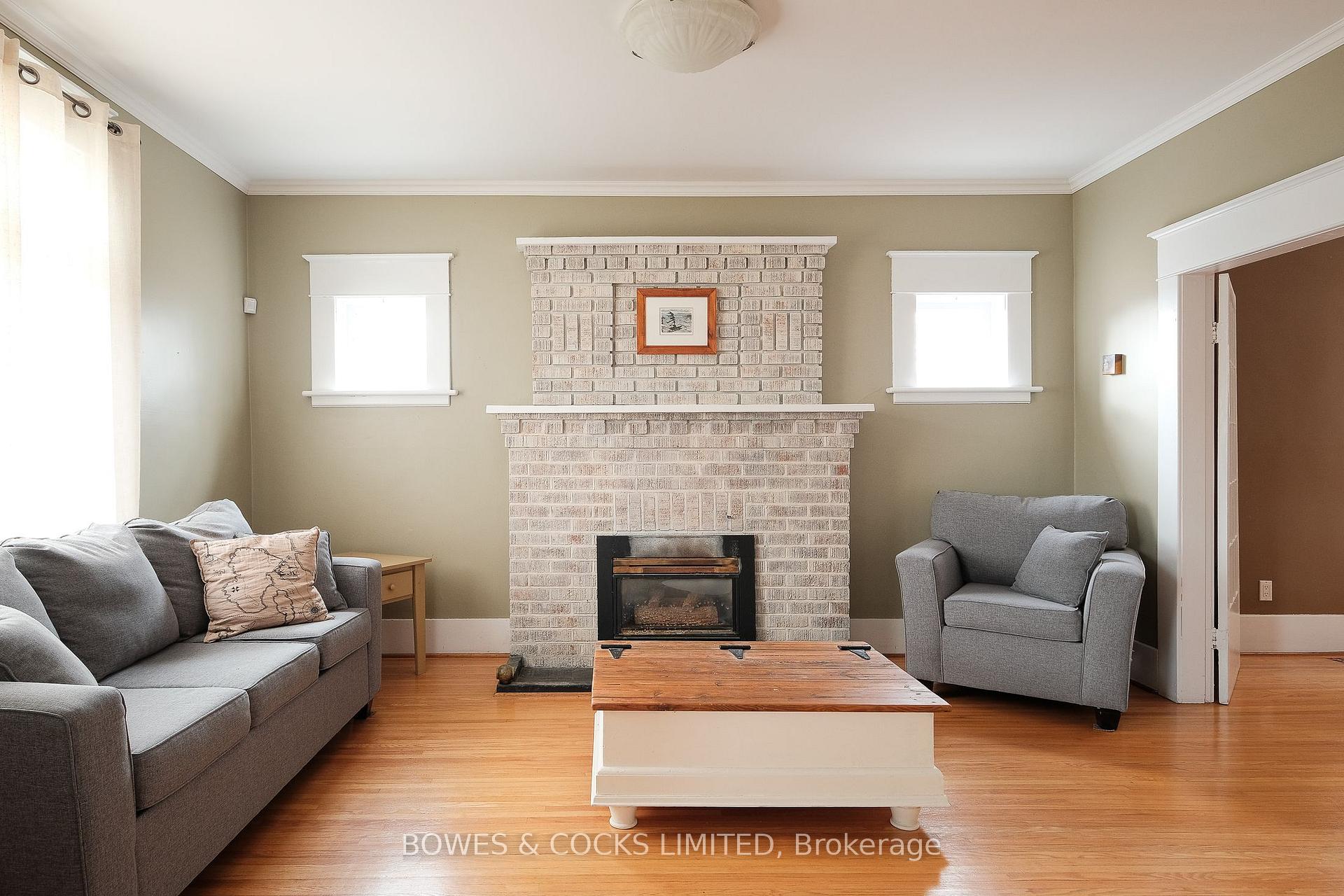 Photo 7 of 562 Cameron Street, Peterborough, Otonabee Ward 1 — HOMEH