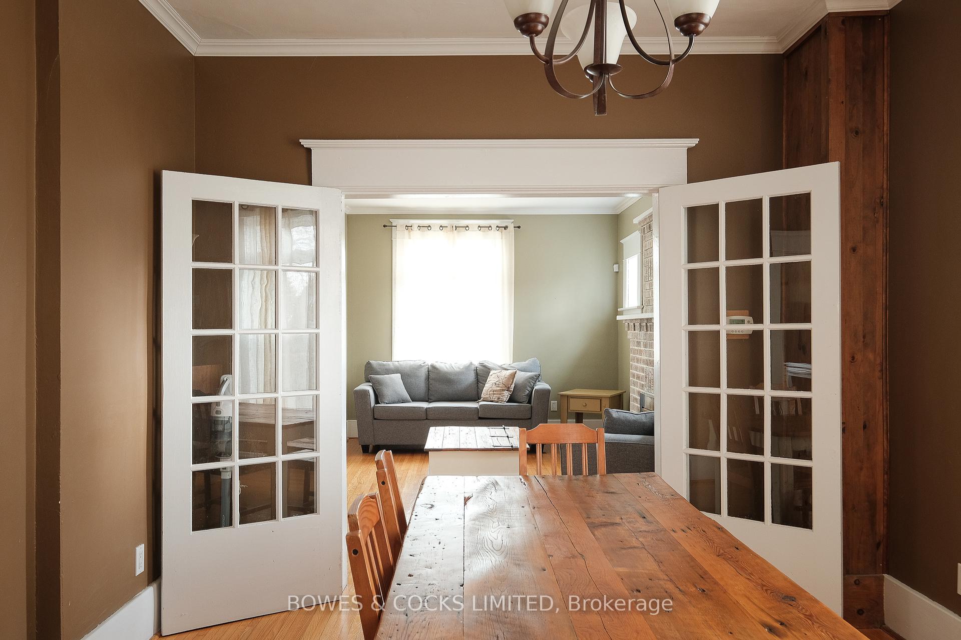 Photo 10 of 562 Cameron Street, Peterborough, Otonabee Ward 1 — HOMEH