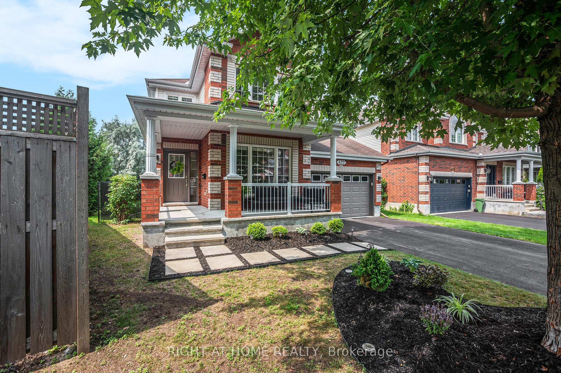 Photo 1 of 422 Deer View Avenue, Ottawa, Blossom Park/Kemp Park/Findlay Creek — HOMEH