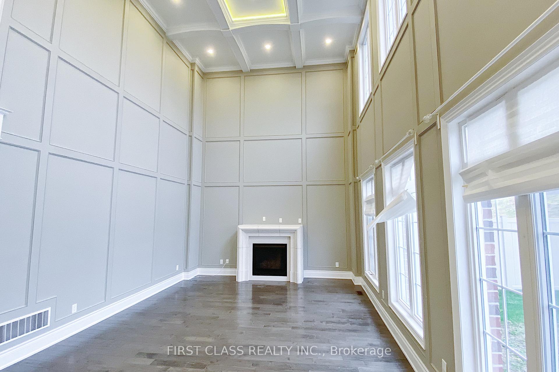 Photo 4 of 382 Farrell Road, Vaughan, Patterson — HOMEH