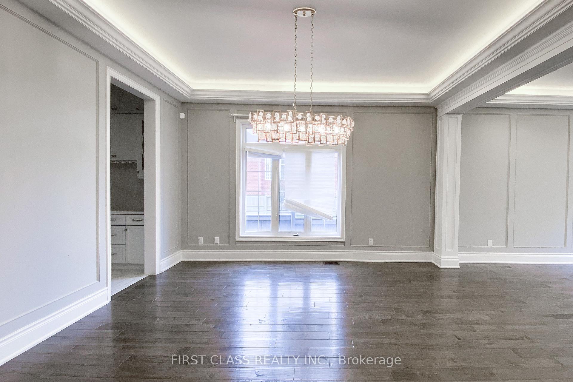 Photo 5 of 382 Farrell Road, Vaughan, Patterson — HOMEH