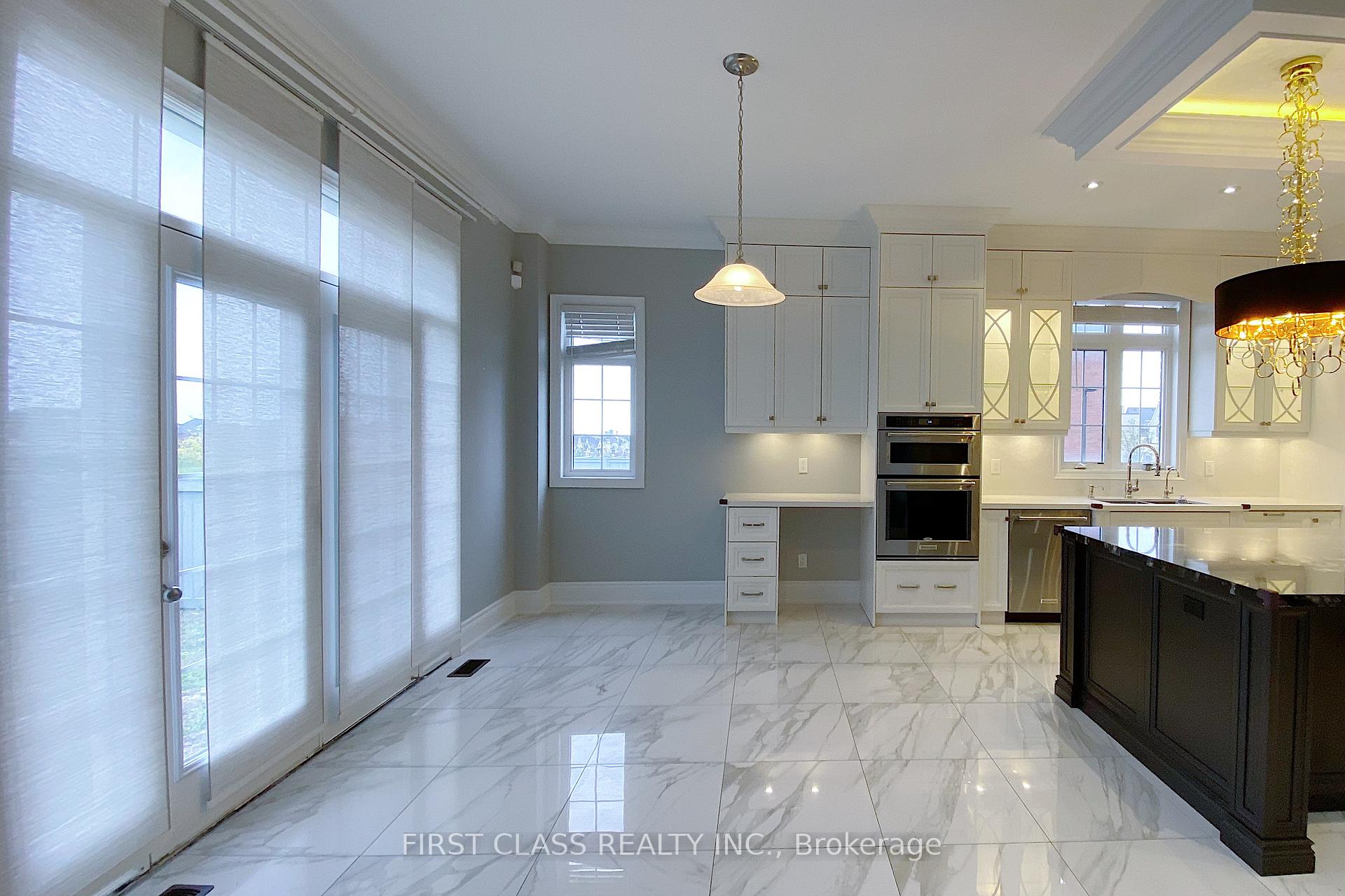 Photo 8 of 382 Farrell Road, Vaughan, Patterson — HOMEH