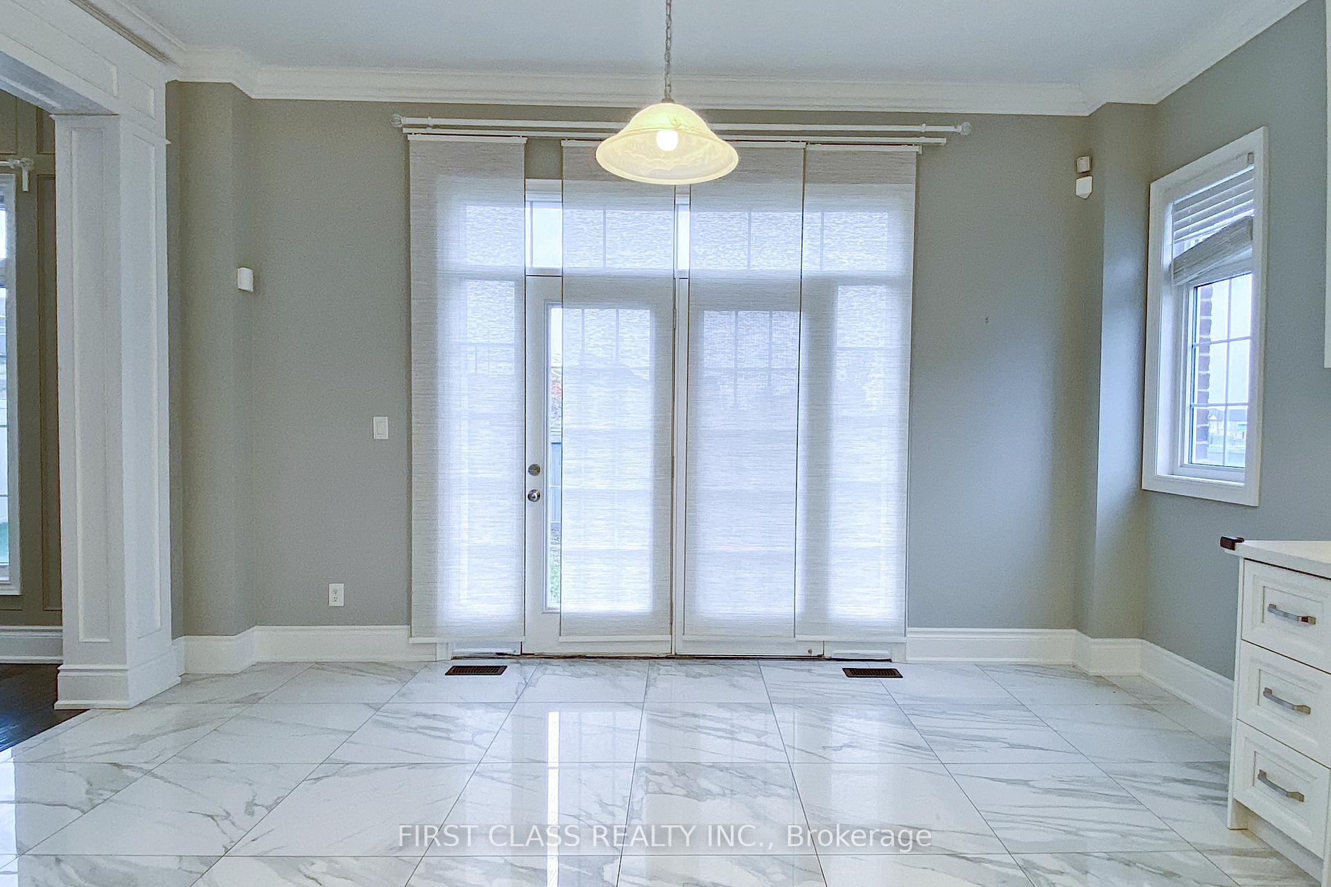 Photo 9 of 382 Farrell Road, Vaughan, Patterson — HOMEH