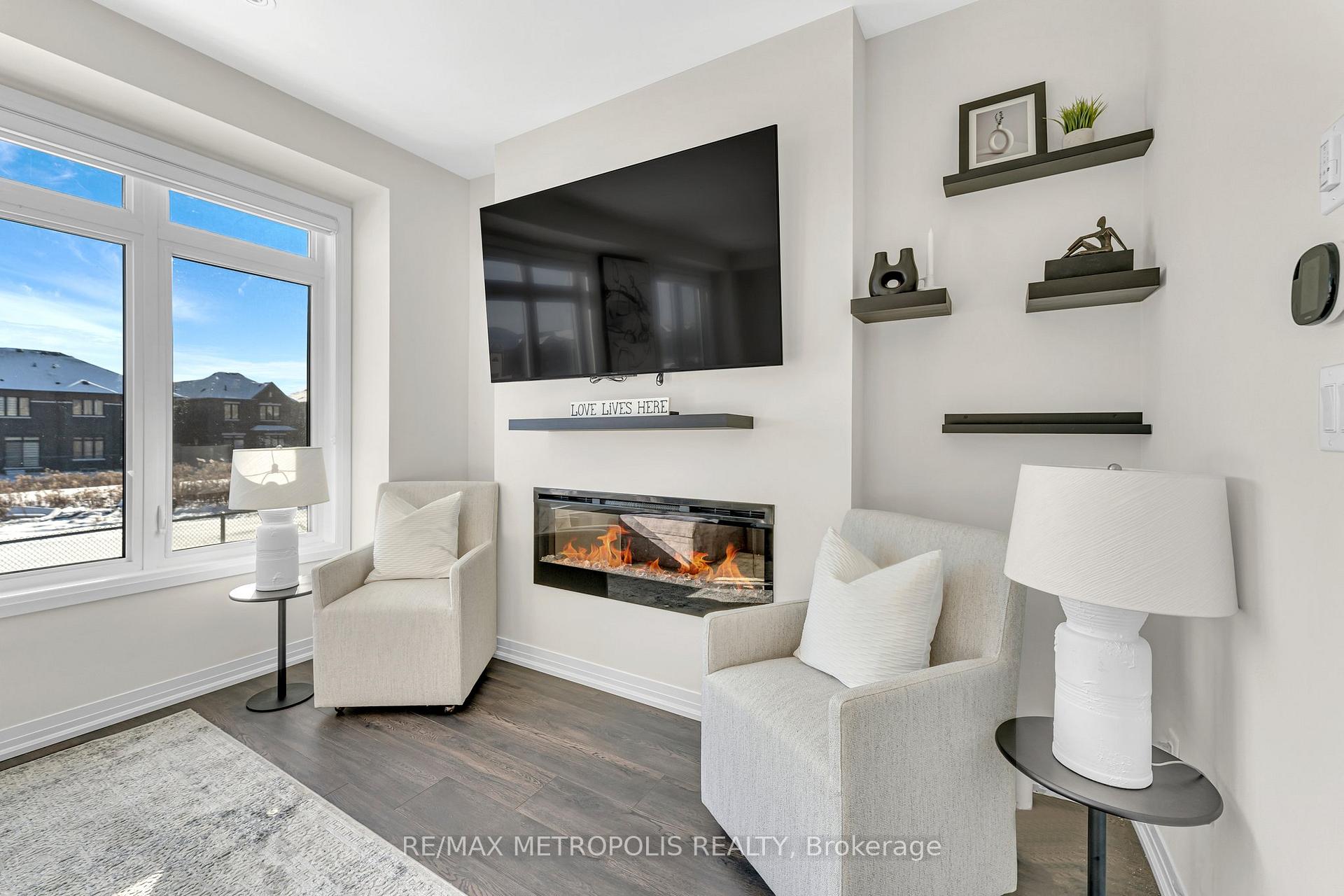 Photo 8 of 1071 Cameo Street, Pickering, Rural Pickering — HOMEH
