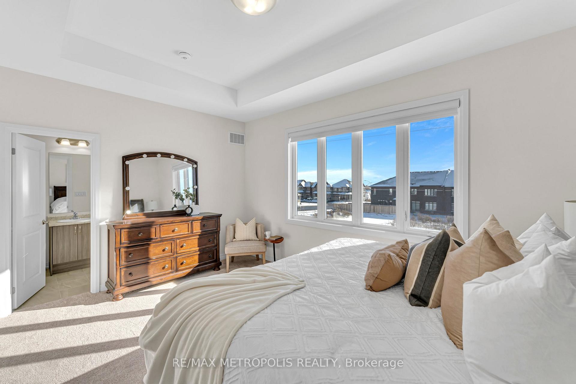 Photo 21 of 1071 Cameo Street, Pickering, Rural Pickering — HOMEH