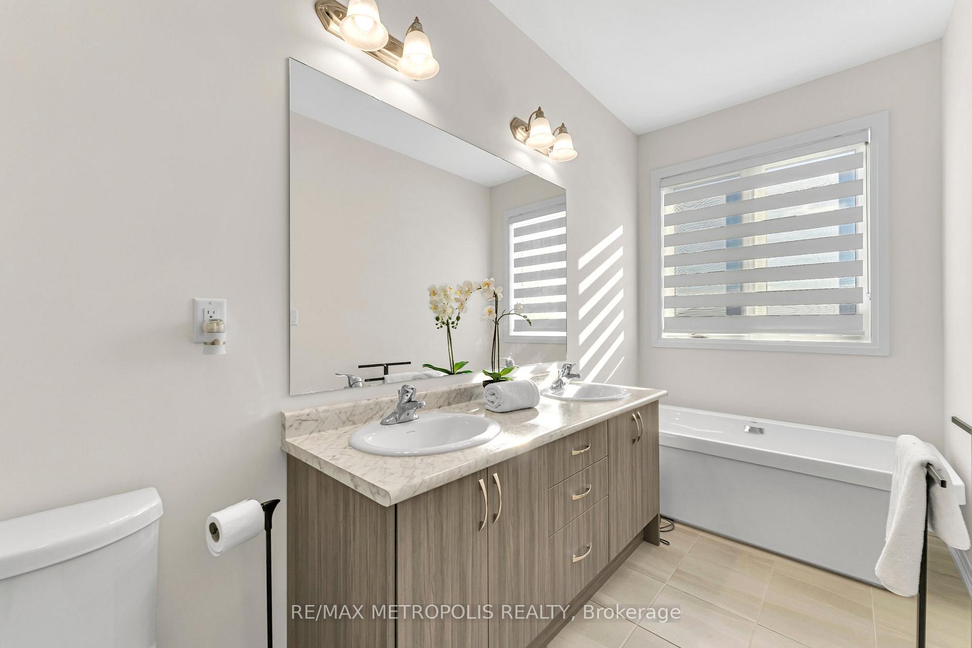 Photo 22 of 1071 Cameo Street, Pickering, Rural Pickering — HOMEH