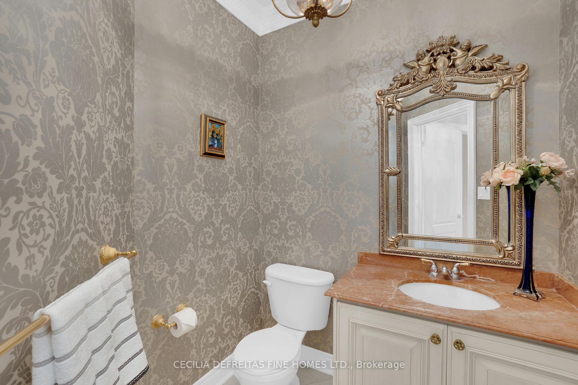 Photo 18 of 173 Polo Crescent, Vaughan, East Woodbridge — HOMEH